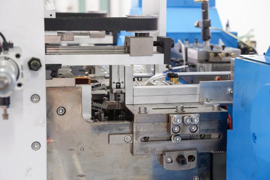 Máy chèn dây PRY-450A túi giấy 8