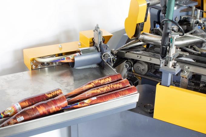 Máy làm ống giấy bọc ly kem tốc độ cao PRY-220/300 10