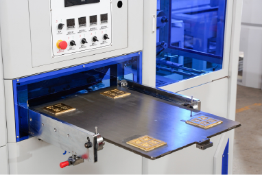 PRY-95 Máy đúc nóng tự động với servo 2