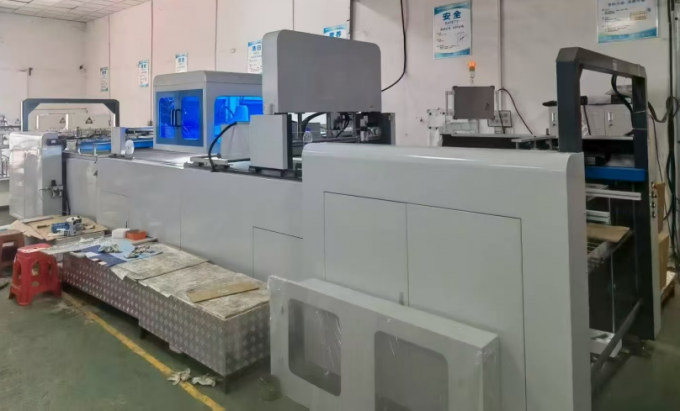 Máy dán cửa sổ hộp quà tự động hoàn toàn TCPP-1200 1